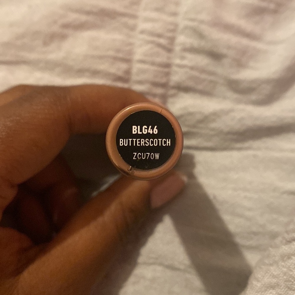 NYX Butter Gloss “Butterscotch” - Picture 4 of 4